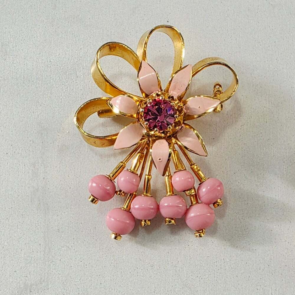 Vintage 1950s Austrian Gold-Tone Pink Floral Brooch and Earring Set - Picture 2 of 7